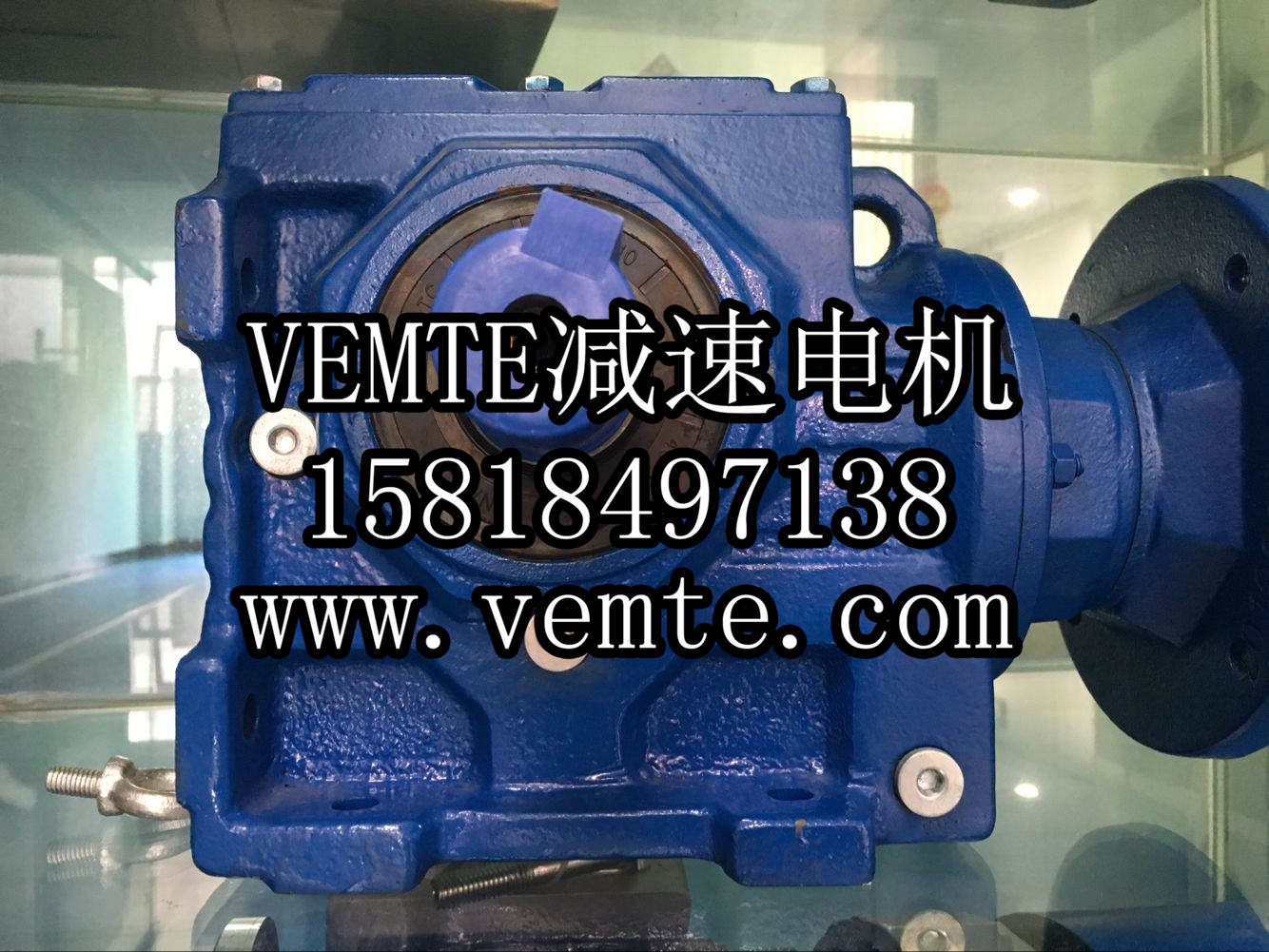 VEMT減速器電機(jī)生產(chǎn)廠(chǎng)家 (12)